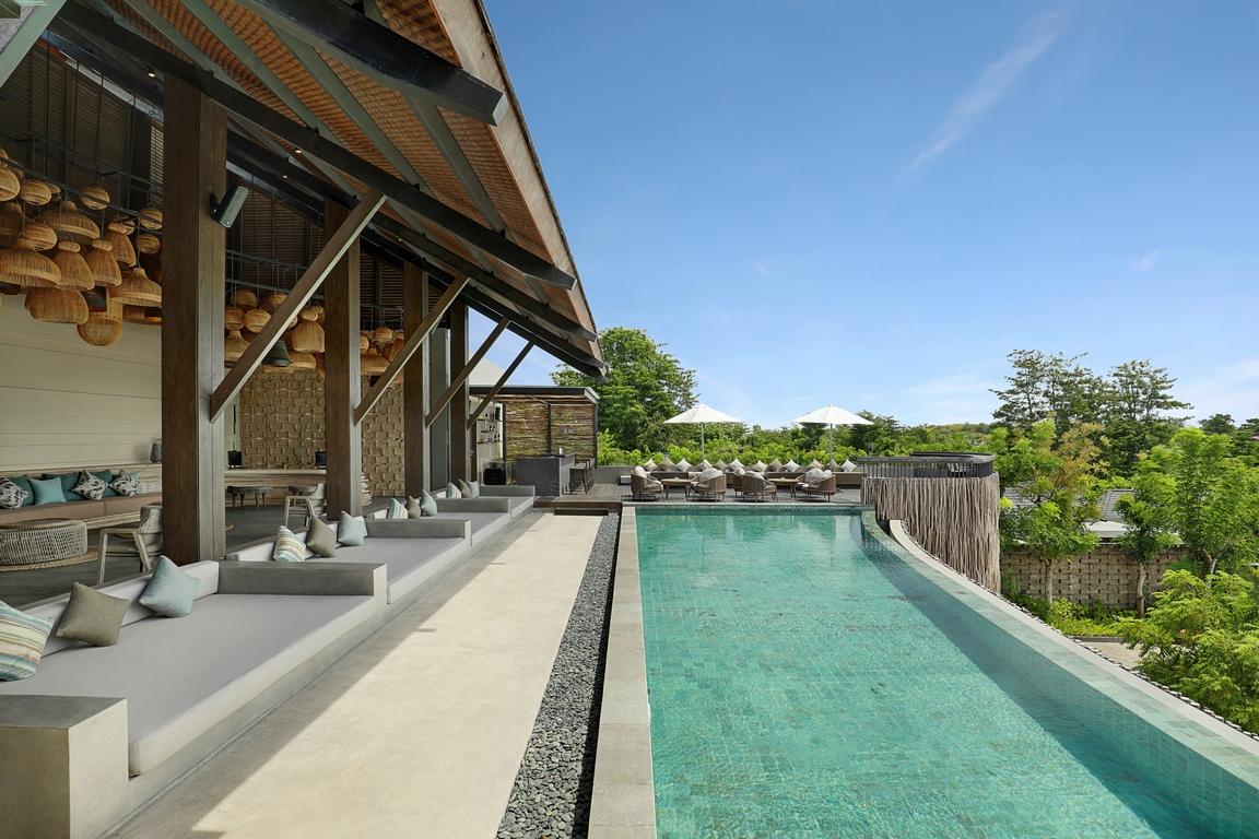 Cross Bali Breakers Hotel Jimbaran Exterior foto